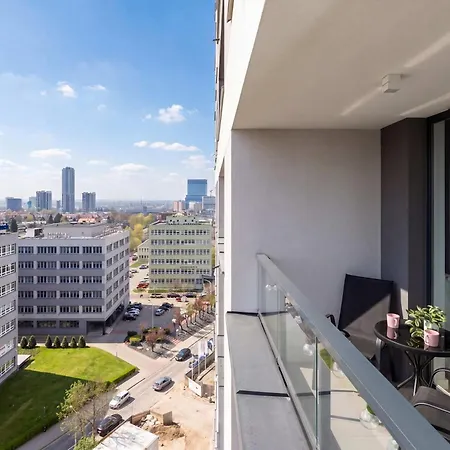 شقة Nowoczesny Z Balkonem I Parkingiem W Garazu Podziemnym Blisko Spodka By Renters كاتوفيتسه