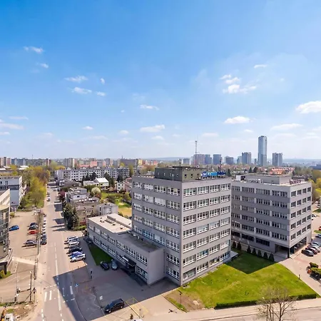 Nowoczesny Z Balkonem I Parkingiem W Garazu Podziemnym Blisko Spodka By Renters شقة *